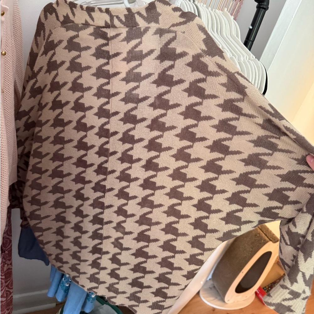 RIANI | 100% Cashmere Houndstooth Women’s Cardigan